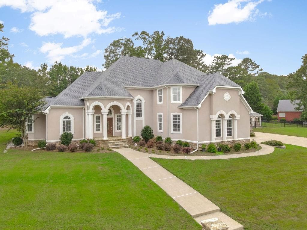 8 bedroom, 5 bathroom, 7,107 sq ft single family residence sold at 31 Meadow Lakes Terrace, Cedartown, GA 30125