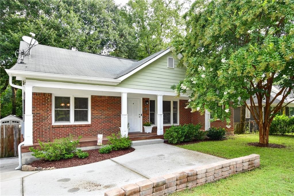 4 bedroom, 3 bathroom, 2,011 sq ft single family residence sold at 1476 Glenwood Avenue, Atlanta, GA 30316