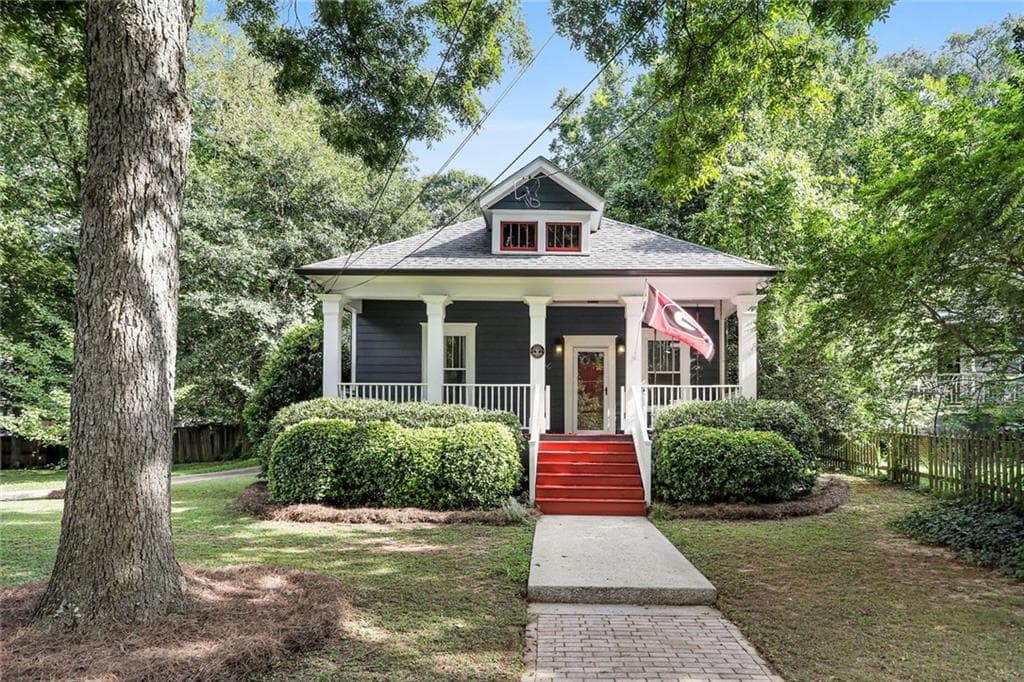 1526 Oakview Road, Decatur, GA 30030 — most recent listing photo