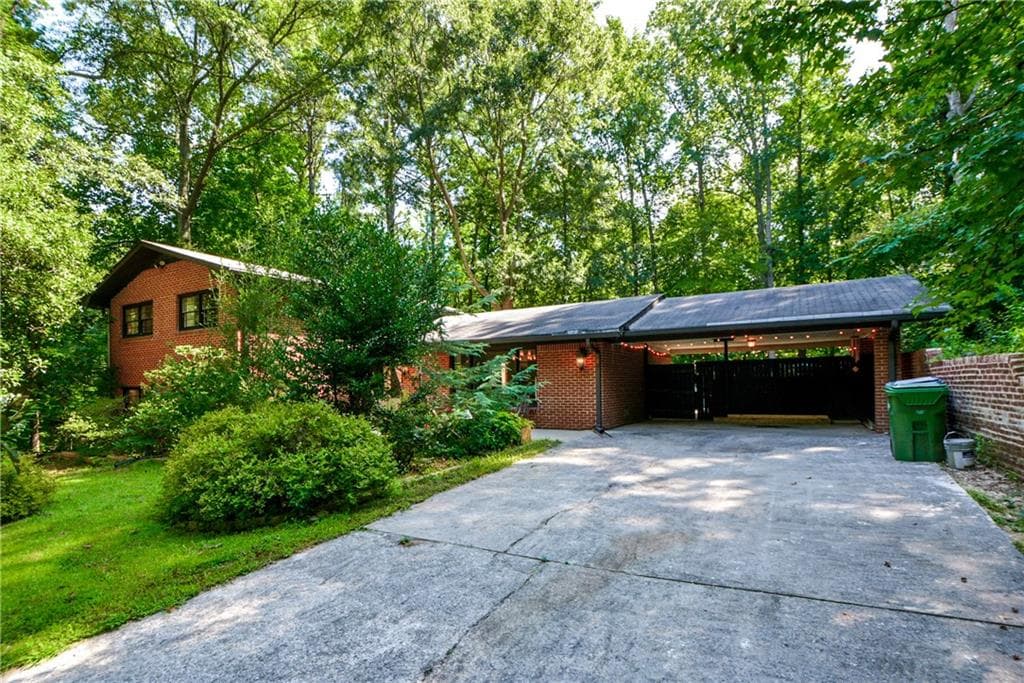 624 Flamingo Drive, Atlanta, GA 30311 — most recent listing photo