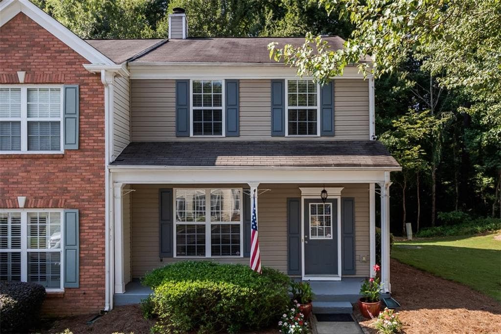 3 bedroom, 3 bathroom, 1,344 sq ft townhouse sold at 9155 Nesbit Ferry Road 72, Alpharetta, GA 30022