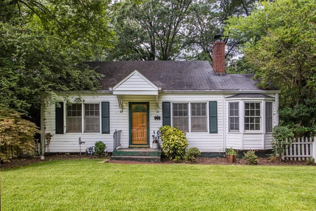 2 bedroom, 1 bathroom single family residence sold at 587 Brownwood Avenue, Atlanta, GA 30316