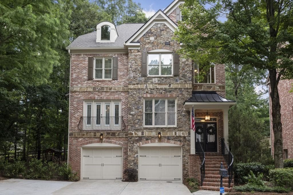 1021 Madeline Lane, Sandy Springs, GA 30350 — most recent listing photo