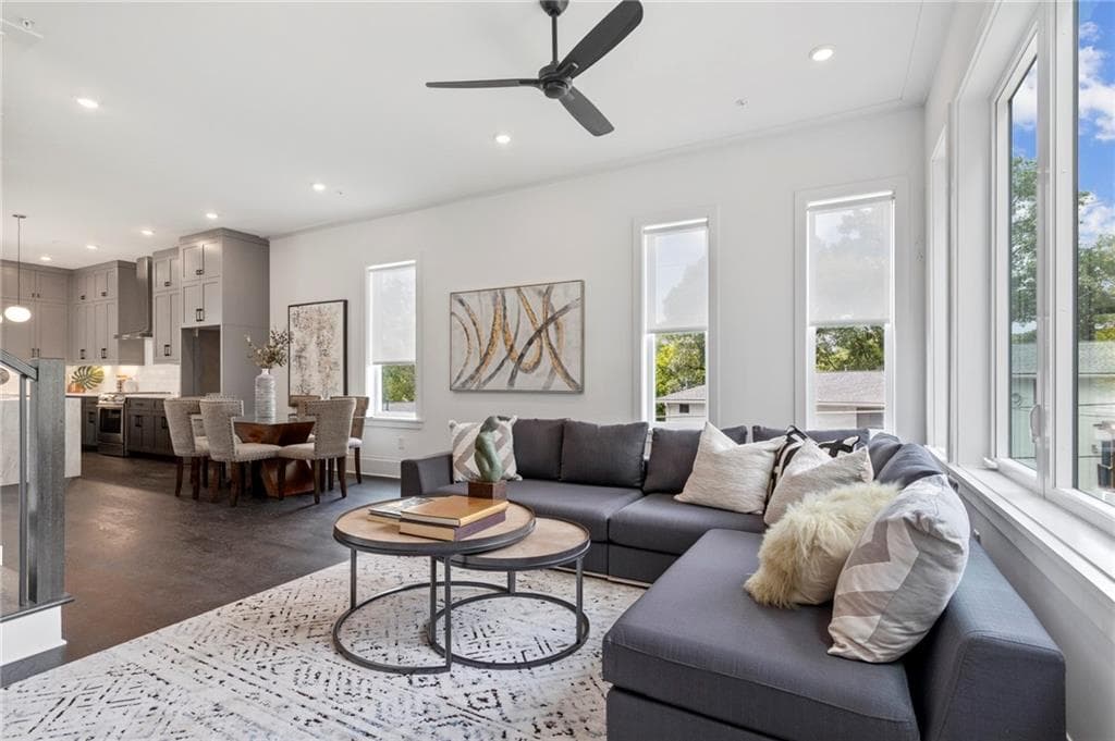 3 bedroom, 5 bathroom, 2,028 sq ft townhouse sold at 1836 Memorial Drive 102, Atlanta, GA 30317