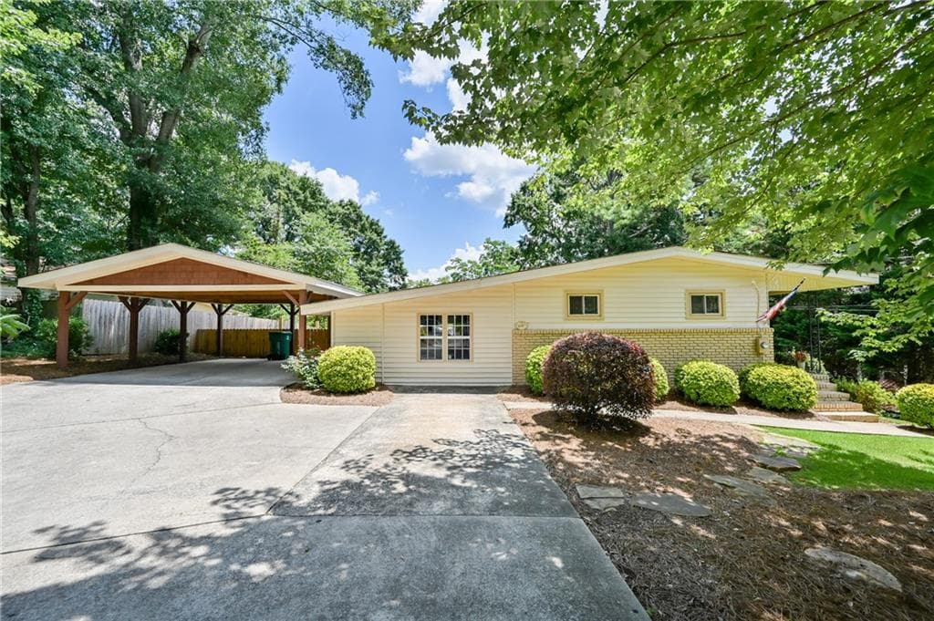 3659 Ashwood Drive, Smyrna, GA 30080 — most recent listing photo