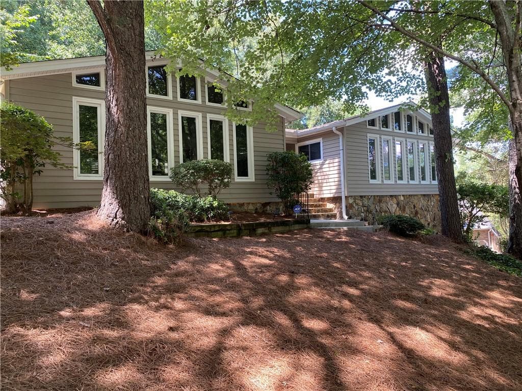 4 bedroom, 4 bathroom, 2,414 sq ft single family residence sold at 1807 Withmere Way, Dunwoody, GA 30338