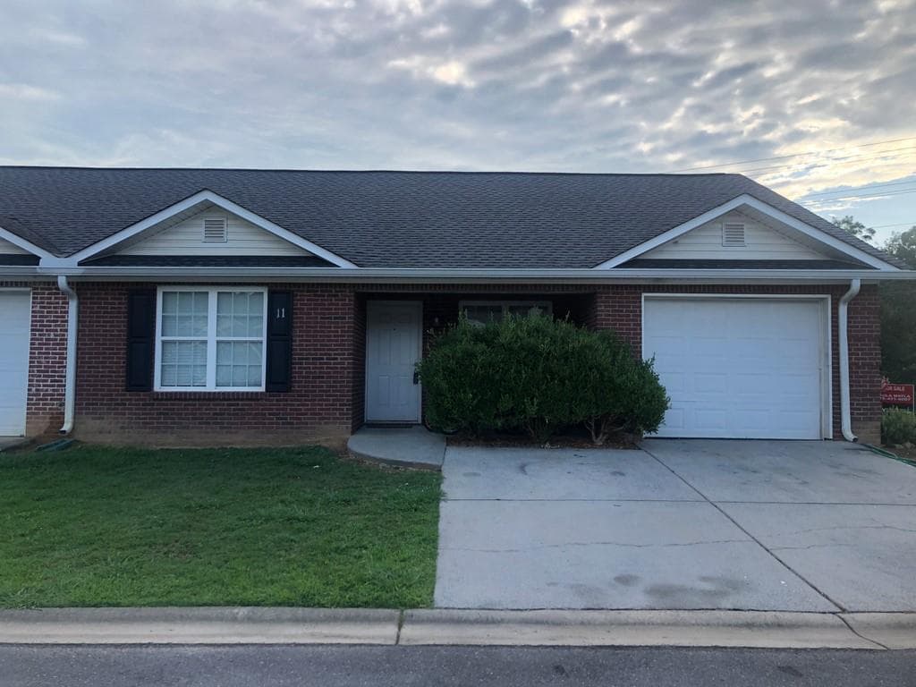240 King Street 11, Calhoun, GA 30701 — most recent listing photo