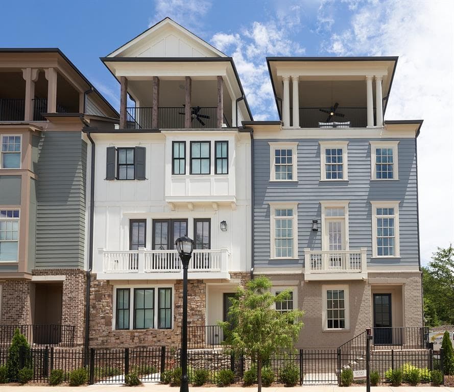 4 bedroom, 5 bathroom, 3,341 sq ft townhouse sold at 296 Heritage Lane, Atlanta, GA 30316