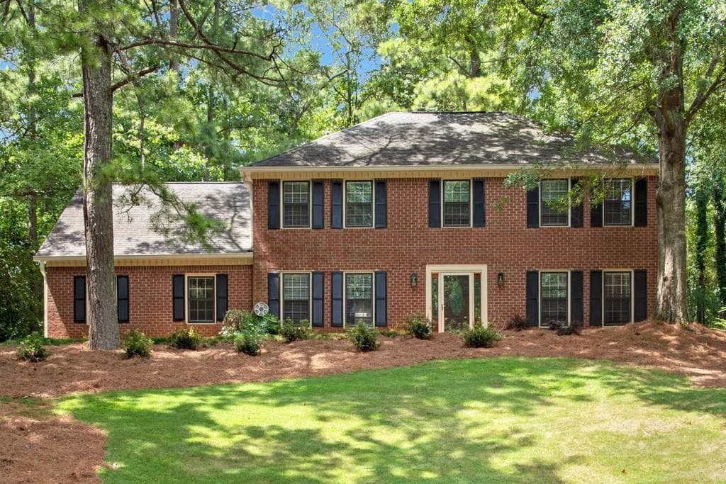 5 bedroom, 3 bathroom, 2,470 sq ft single family residence sold at 3713 Bramblewood Way, Marietta, GA 30062