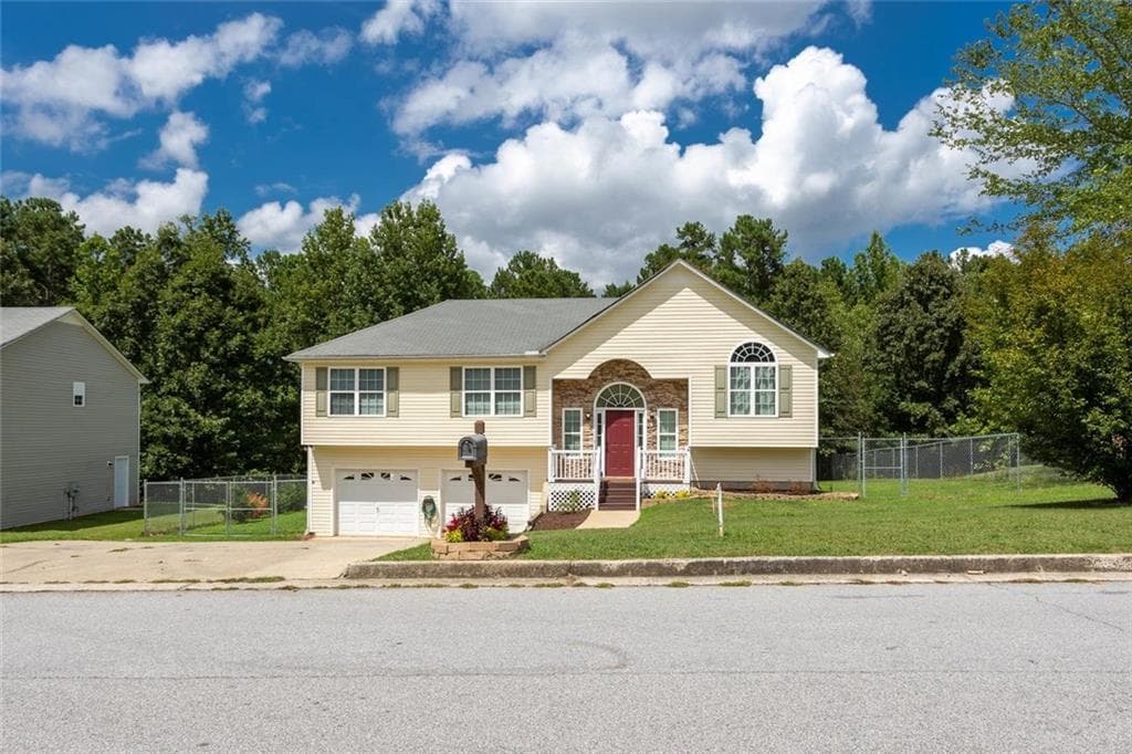 129 Stonehenge Drive, Dallas, GA 30157 — most recent listing photo
