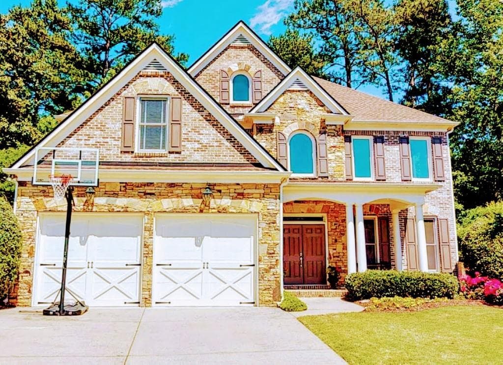 4351 Cooper Oaks Drive, Smyrna, GA 30082 — most recent listing photo