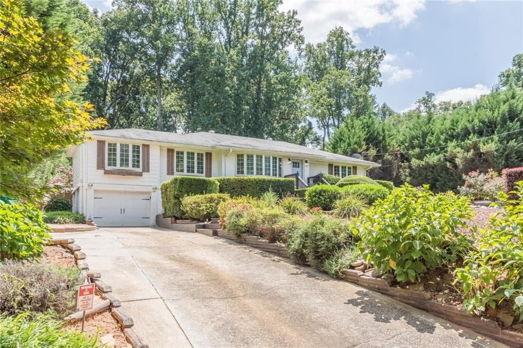 3 bedroom, 2 bathroom, 1,790 sq ft single family residence sold at 2109 Pinellas Trail, Decatur, GA 30033