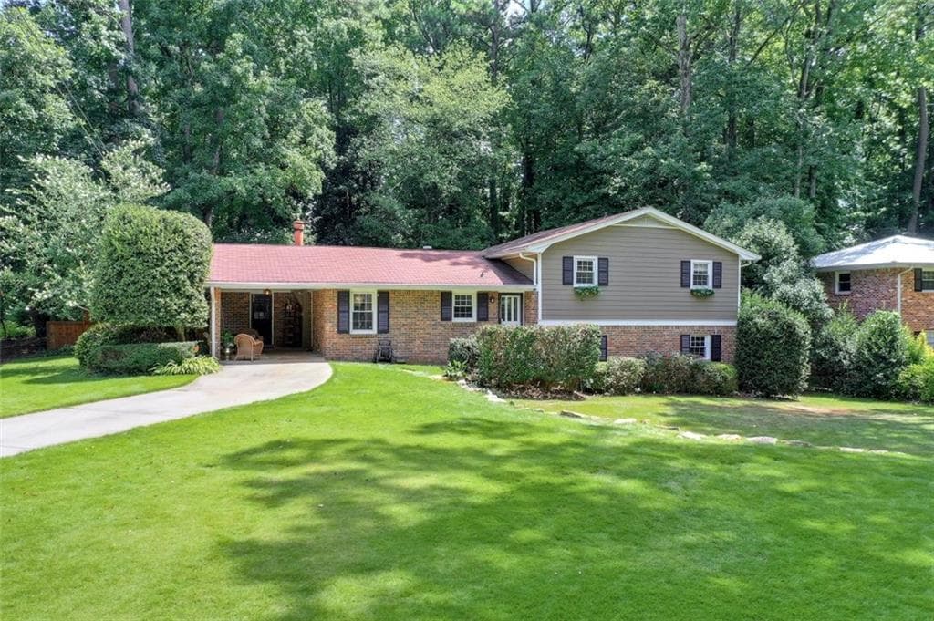 4 bedroom, 3 bathroom, 2,222 sq ft single family residence sold at 1461 Sanden Ferry Drive, Decatur, GA 30033