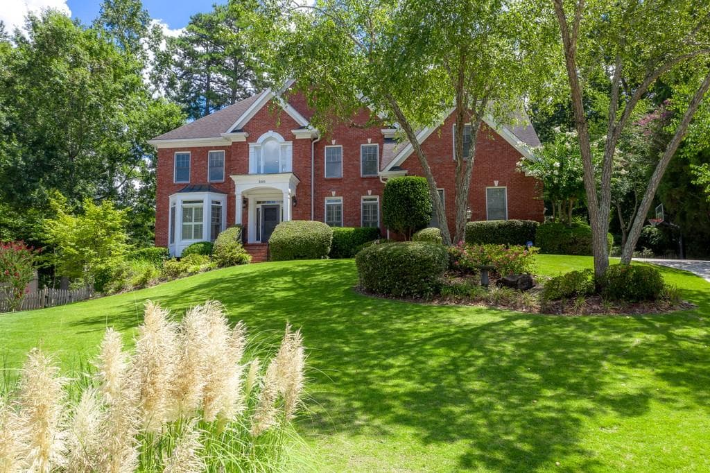 300 FLOWERS COVE Lane, Lilburn, GA 30047 — most recent listing photo