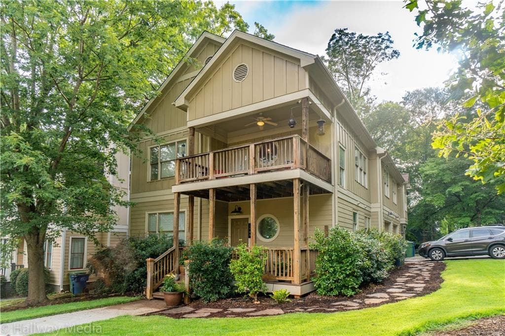 3 bedroom, 3 bathroom, 1,882 sq ft single family residence sold at 198A Gibson Street, Atlanta, GA 30316