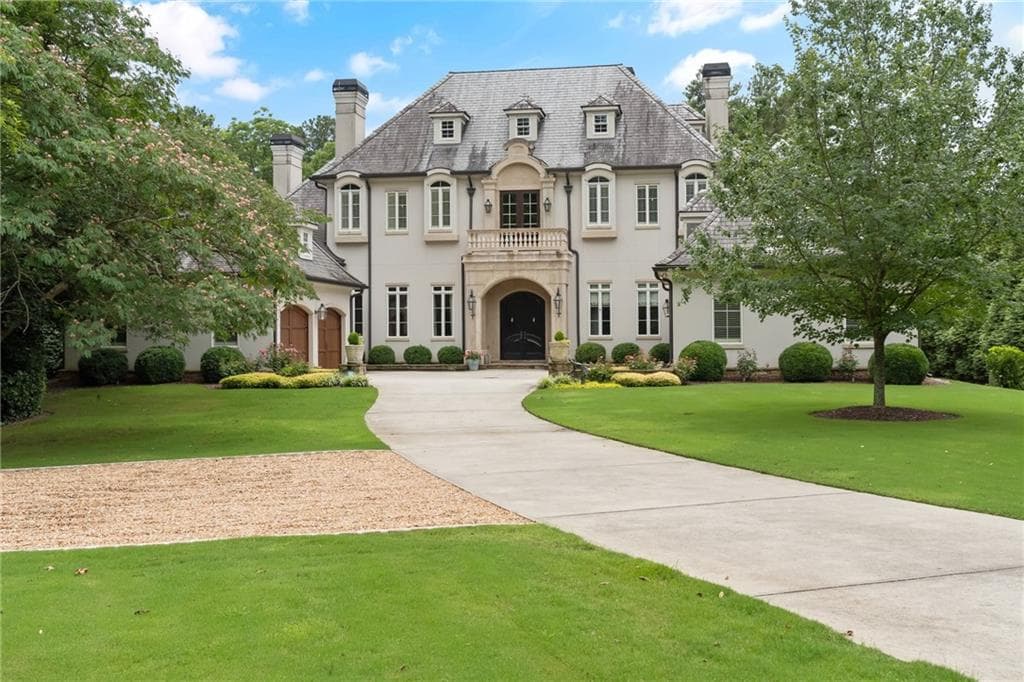 5 bedroom, 6 bathroom single family residence sold at 1740 Mount Paran Road, Atlanta, GA 30327