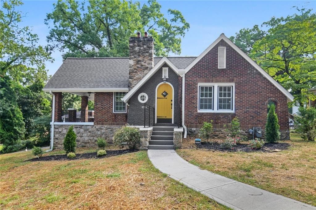 1199 Ewing Place, Atlanta, GA 30310 — most recent listing photo