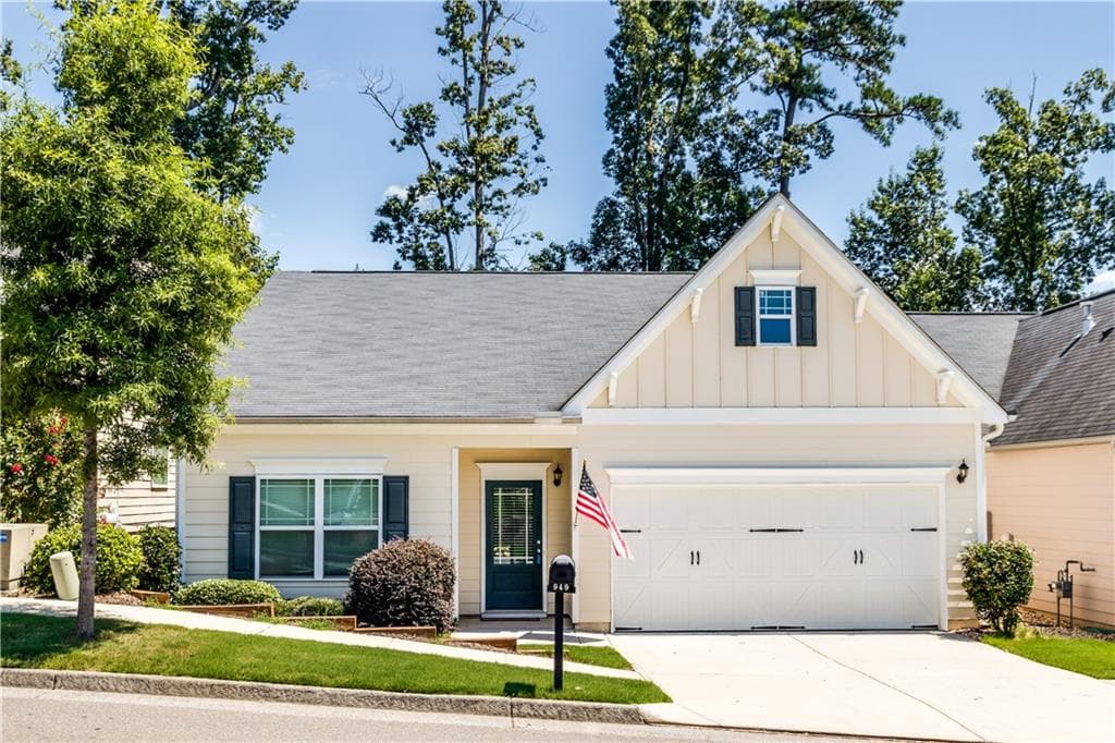 949 Duncan Terrace, Canton, GA 30115 — most recent listing photo
