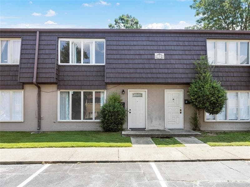 1821 Ashborough Circle C, Marietta, GA 30067 — most recent listing photo
