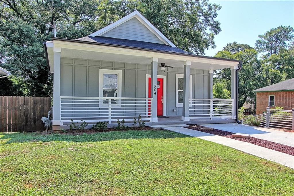 4 bedroom, 4 bathroom, 2,300 sq ft single family residence sold at 204 Racine Street, Atlanta, GA 30314