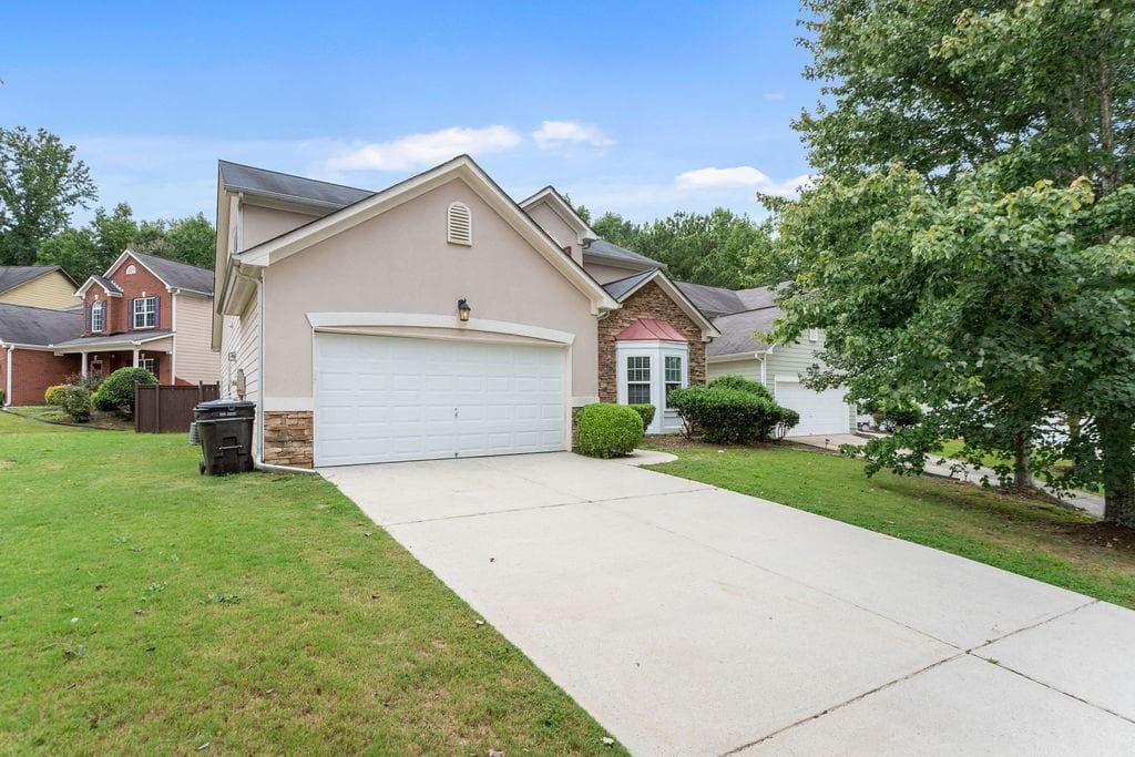 4 bedroom, 3 bathroom single family residence sold at 7790 Buckshire Court, Lithia Springs, GA 30122