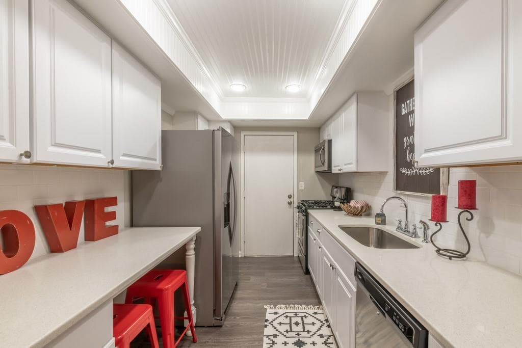 6851 Roswell Road E-1, Sandy Springs, GA 30328 — most recent listing photo
