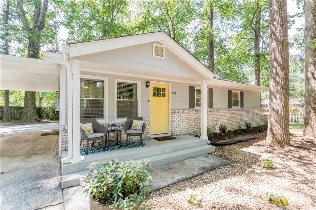 848 Vista Way, Decatur, GA 30033 — most recent listing photo