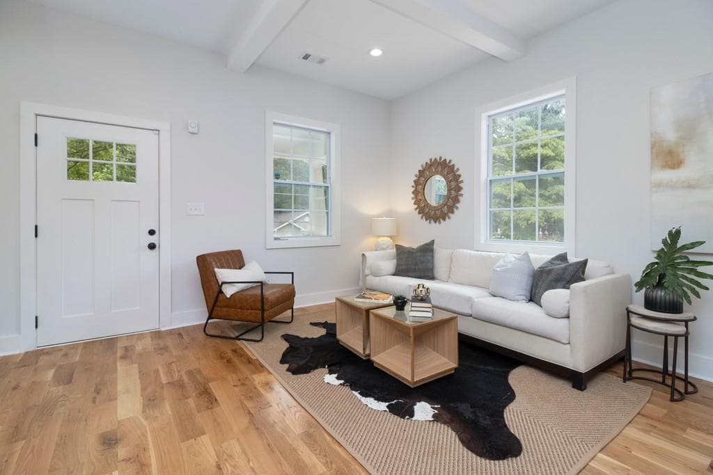 3 bedroom, 2 bathroom, 1,560 sq ft single family residence sold at 1256 Epworth Street, Atlanta, GA 30310
