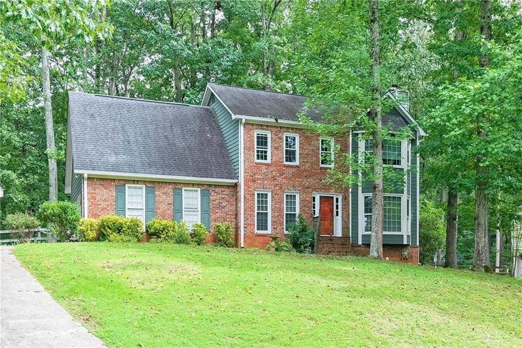 4 bedroom, 3 bathroom, 2,056 sq ft single family residence sold at 1357 Willowbrook Drive, Marietta, GA 30064
