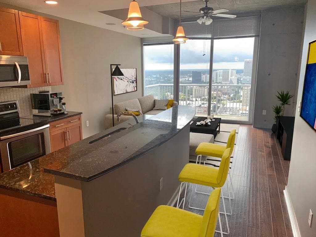 2 bedroom, 2 bathroom, 928 sq ft condominium sold at 855 Peachtree Street 3509, Atlanta, GA 30308