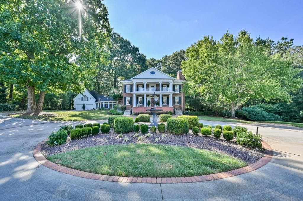 520 Tullamore Way, Alpharetta, GA 30004 — most recent listing photo