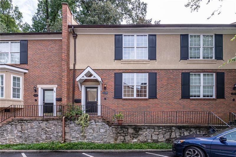 3 bedroom, 3 bathroom, 1,702 sq ft townhouse sold at 1634 Ponce De Leon Avenue 208, Atlanta, GA 30307