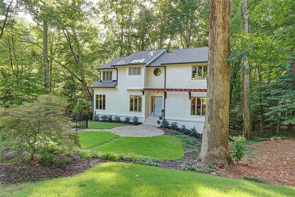 4 bedroom, 3 bathroom, 3,771 sq ft single family residence sold at 2600 Orchard Knob, Atlanta, GA 30339