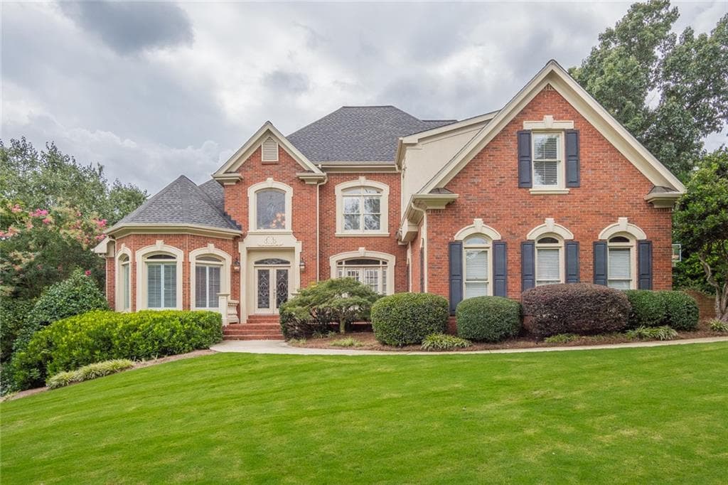 300 Falls Point Trail, Alpharetta, GA 30022 — most recent listing photo