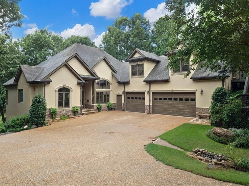 2880 Roanoke Road, Cumming, GA 30041 — most recent listing photo