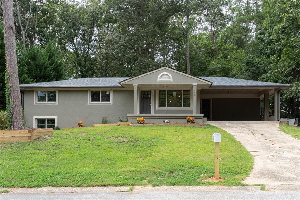 560 Norton Circle, Smyrna, GA 30082 — most recent listing photo