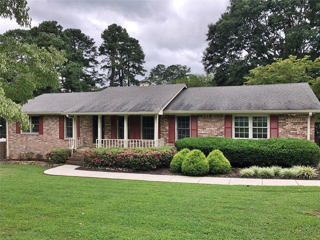 4 bedroom, 2 bathroom, 1,628 sq ft single family residence sold at 549 White Oak Drive, Marietta, GA 30060