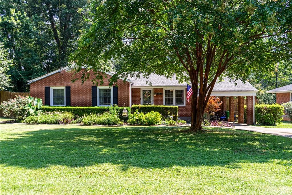 3 bedroom, 1 bathroom, 1,384 sq ft single family residence sold at 457 Bridlewood Circle, Decatur, GA 30030
