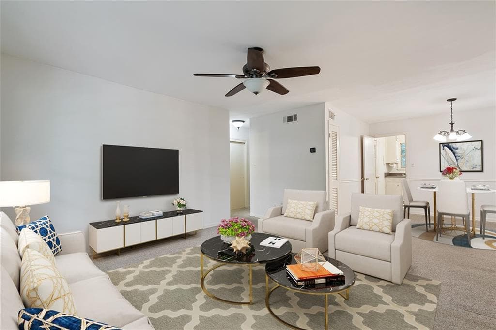 2 bedroom, 2 bathroom, 1,176 sq ft condominium sold at 3510 Roswell Road C2, Atlanta, GA 30305