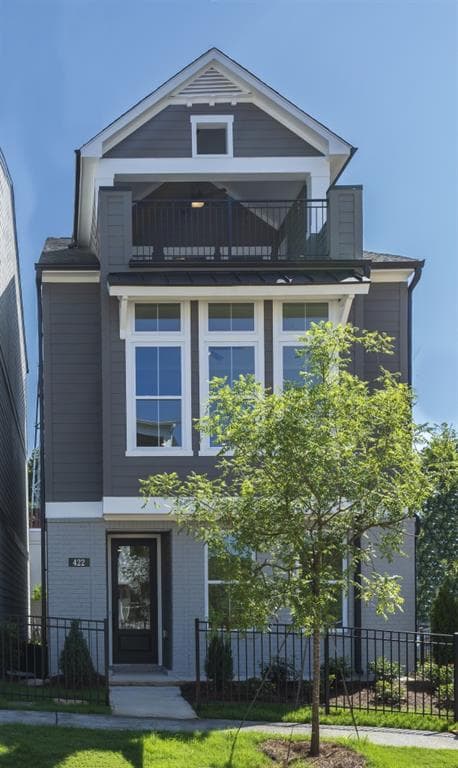 422 Hargrove Lane, Decatur, GA 30030 — most recent listing photo