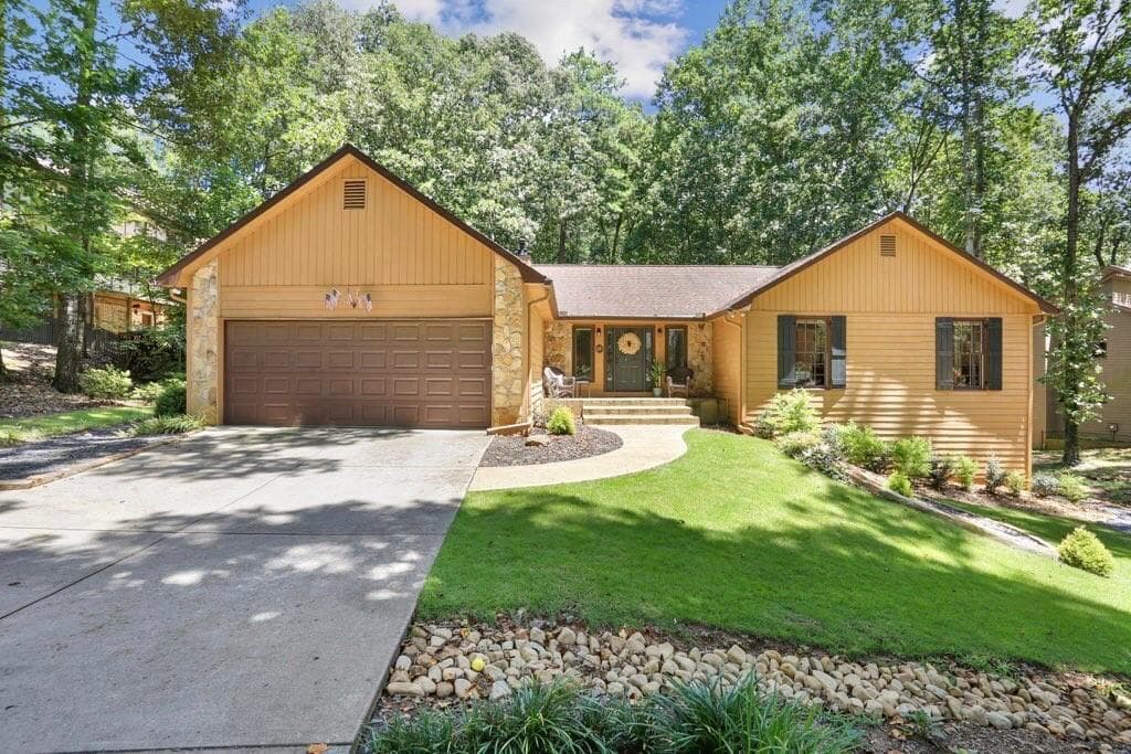 2260 Chimney Springs Drive, Marietta, GA 30062 — most recent listing photo