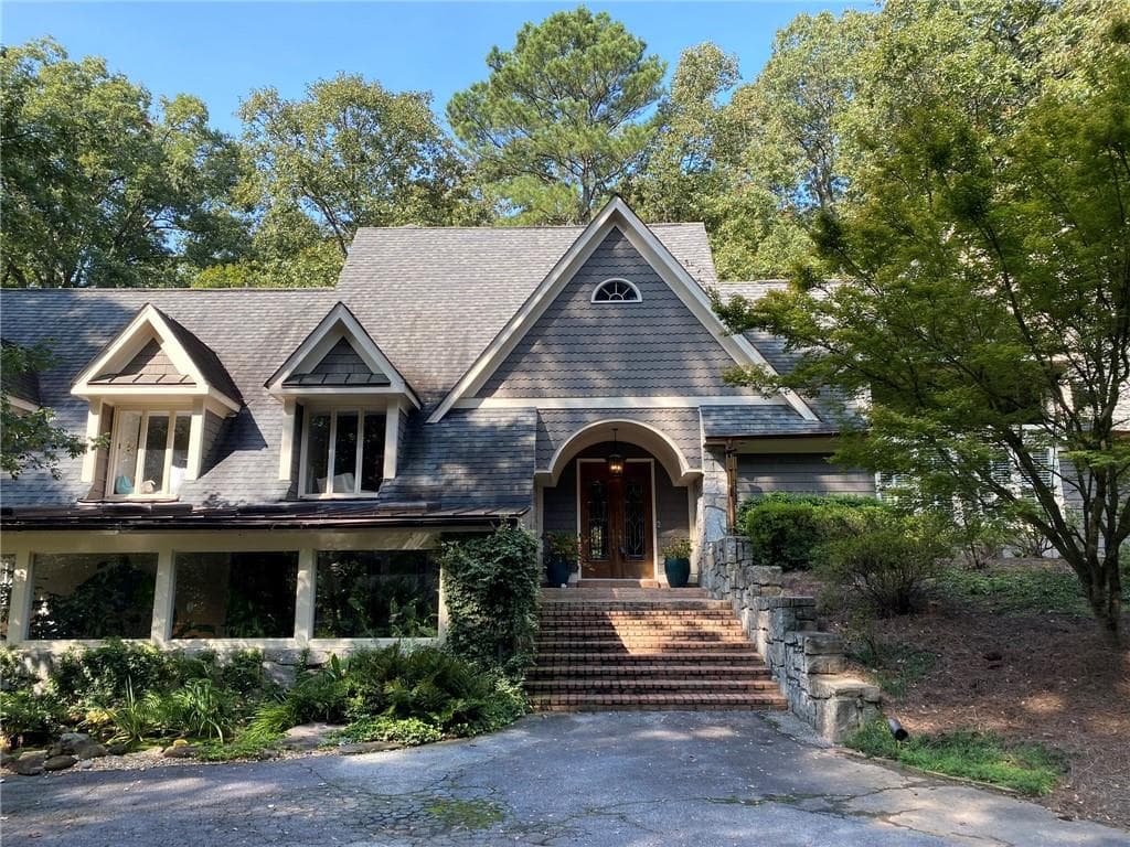 4 bedroom, 4 bathroom, 5,829 sq ft single family residence sold at 3044 Plymstock Lane, Atlanta, GA 30327