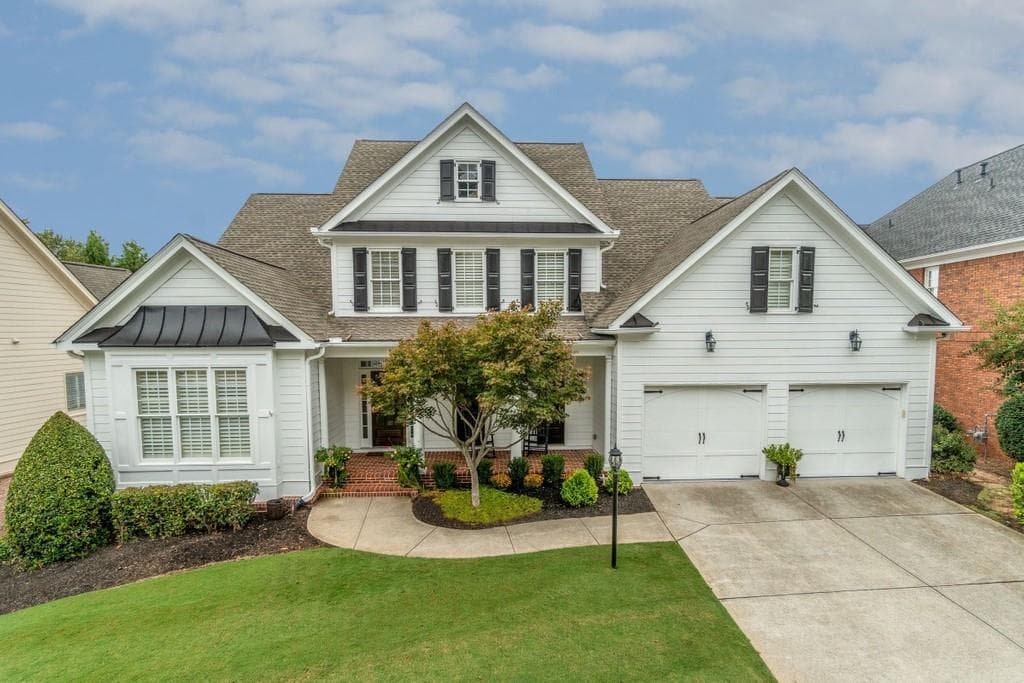 6 bedroom, 5 bathroom, 4,408 sq ft single family residence sold at 2685 Olde Towne Parkway, Duluth, GA 30097