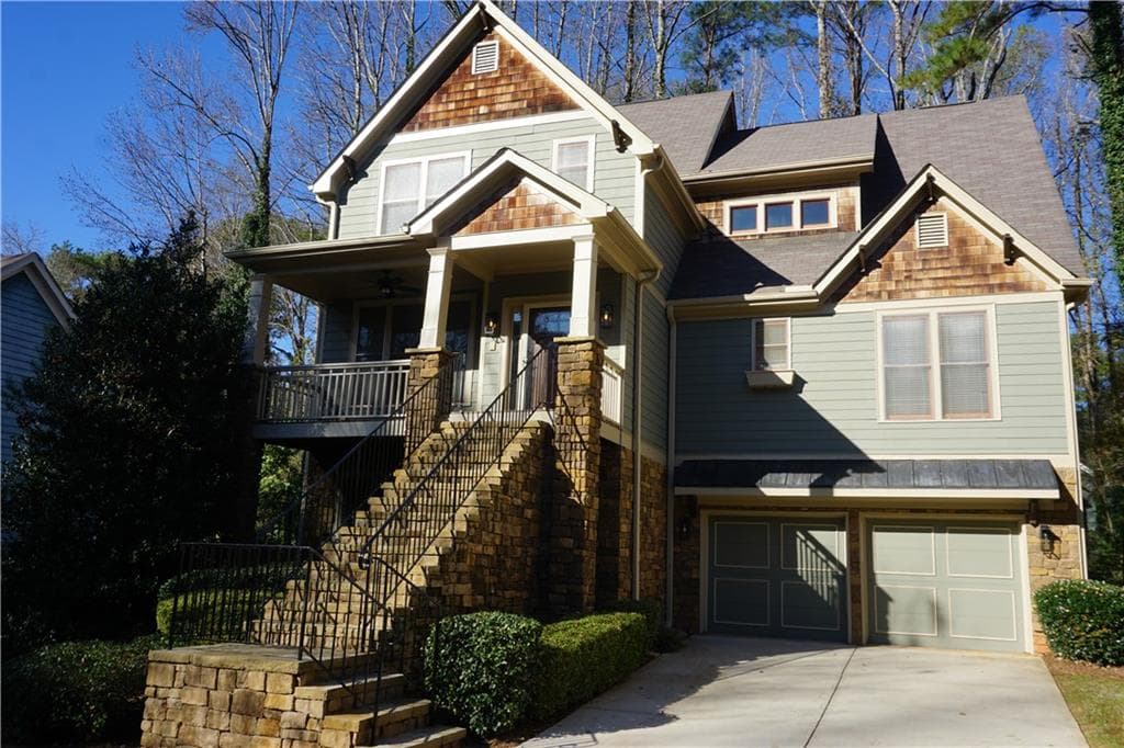 4 bedroom, 4 bathroom, 2,840 sq ft single family residence sold at 1889 Shoal Creek Boulevard, Decatur, GA 30032