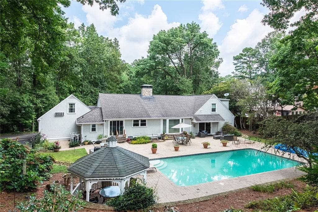 140 River Court Parkway, Sandy Springs, GA 30328 — most recent listing photo