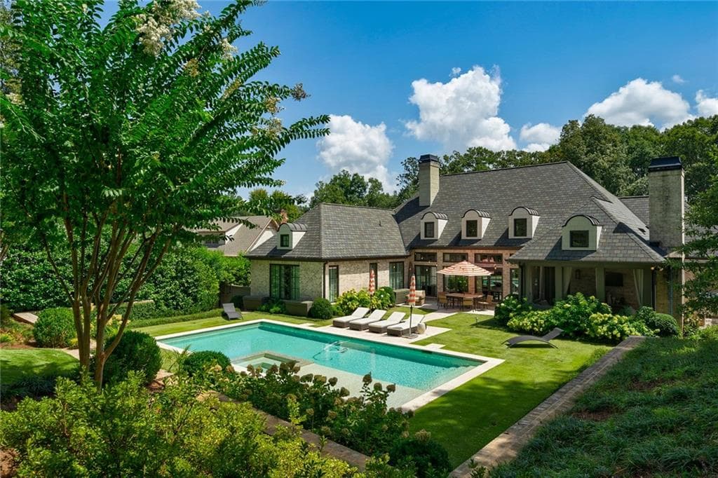 6 bedroom, 4 bathroom, 5,000 sq ft single family residence sold at 3176 Argonne Drive, Atlanta, GA 30305