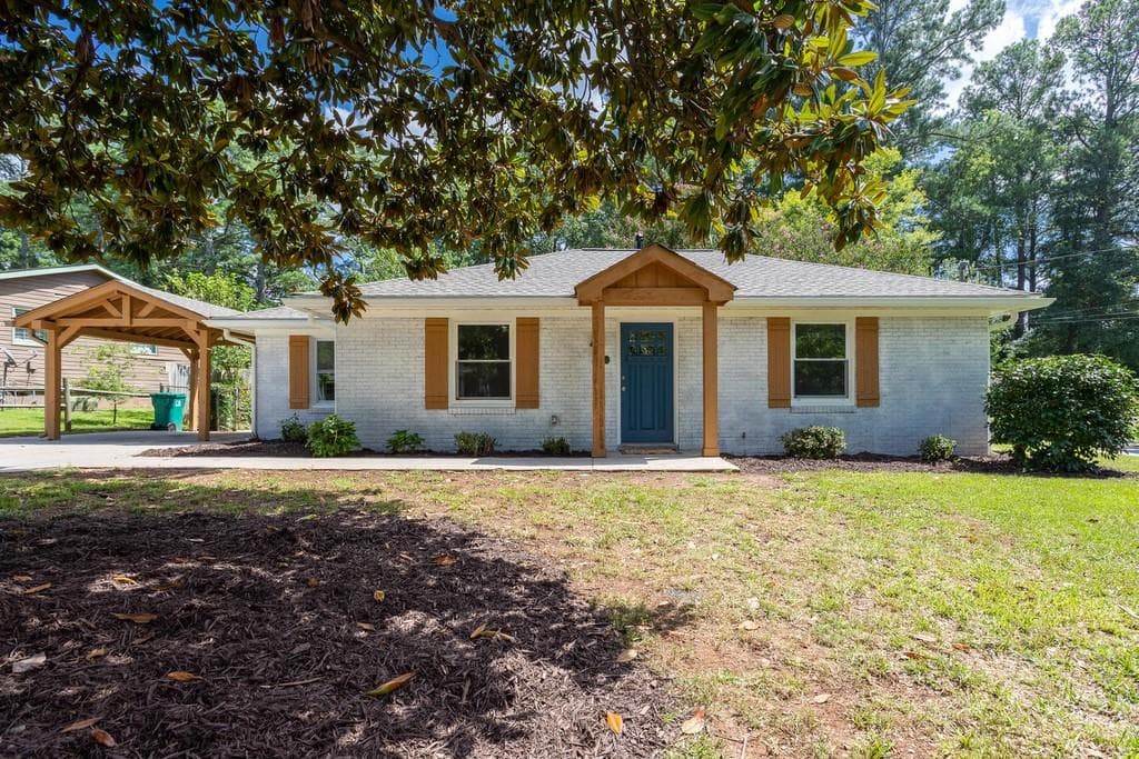 3 bedroom, 1 bathroom, 968 sq ft single family residence sold at 618 San Fernando Drive, Smyrna, GA 30080
