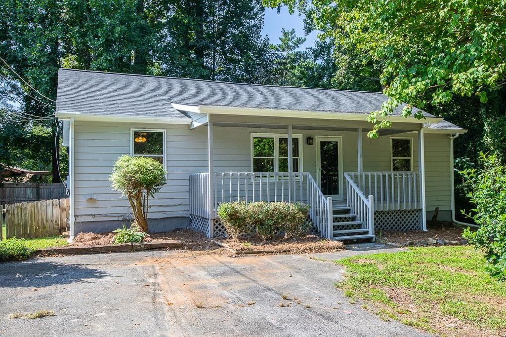 4225 Starr Street, Cumming, GA 30041 — most recent listing photo
