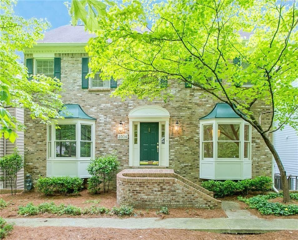2304 Defoors Ferry Road, Atlanta, GA 30318 — most recent listing photo