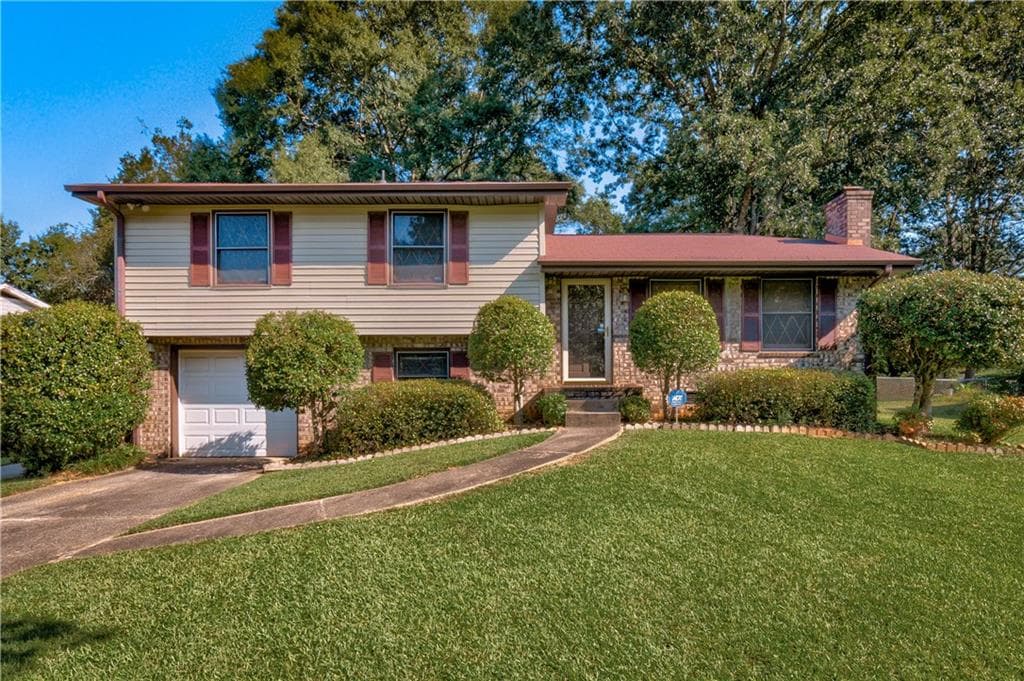 6535 Melandre Drive, Morrow, GA 30260 — most recent listing photo